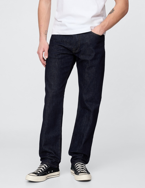 بنطال جينز بقصة مستقيمة وتقنية GapFlex