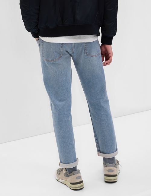 Straight Jeans