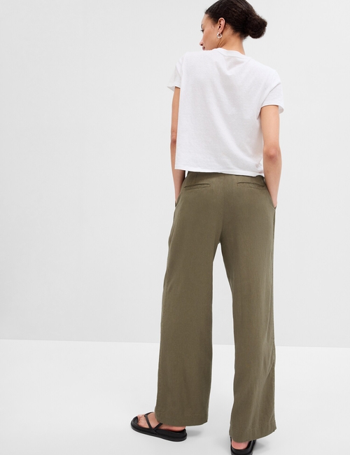 High Rise Wide-Leg Pleated Trousers