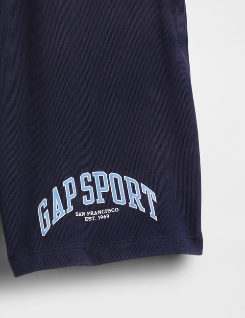 شورت سهل الارتداء بشعار Gap Sport للأطفال