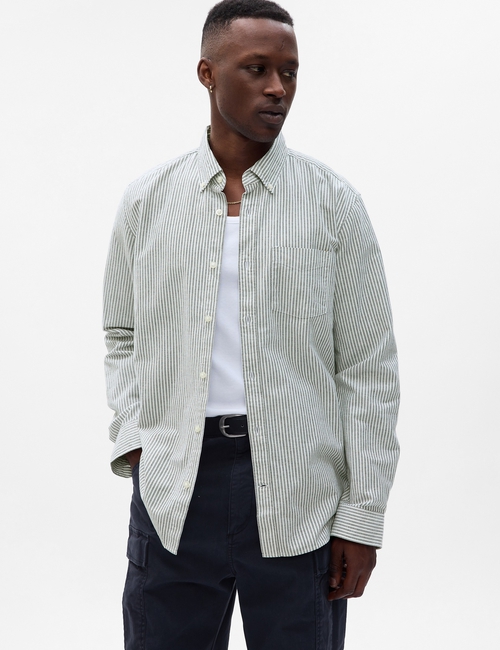 Classic Oxford Shirt in Standard Fit