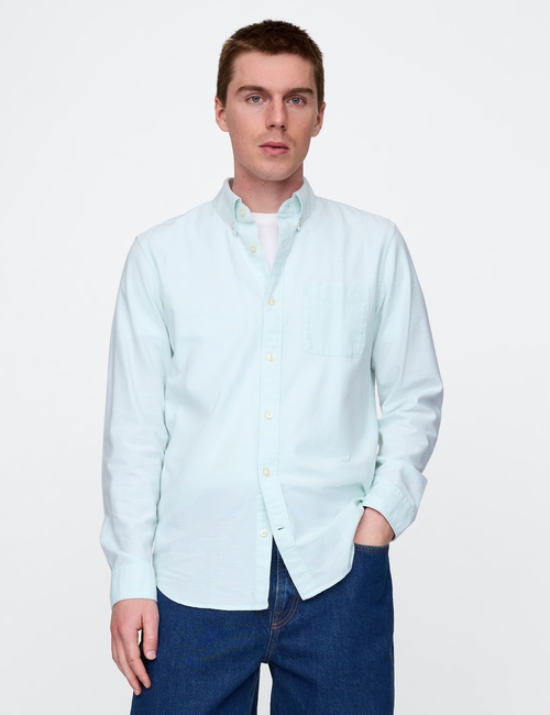 Classic Oxford Shirt in Standard Fit