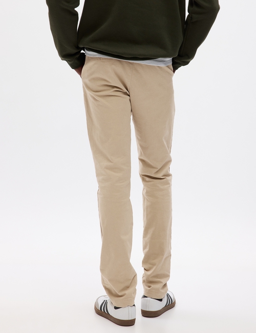 Modern Khakis in Skinny Fit