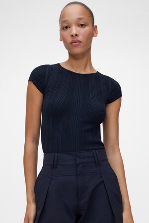 GAP STUDIO VISCOSE KNIT CROPPED TEE