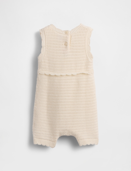 G SL CROCHET GRAPHIC SHORTIE