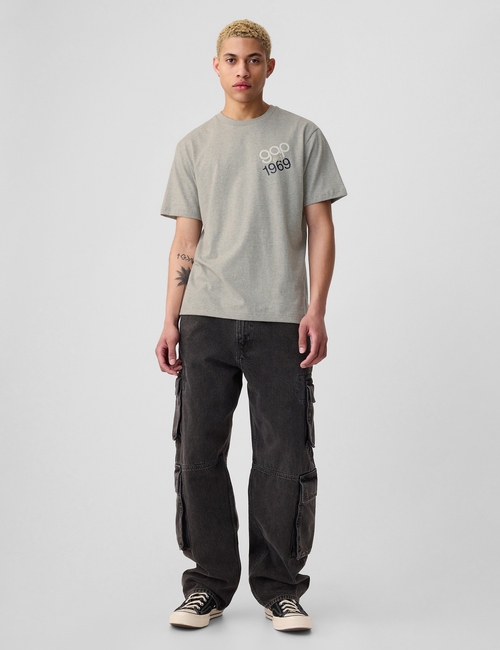 تي شيرت بشعار جاب 1969