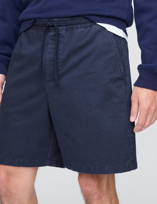 7" Essential Pull-On Khaki Shorts
