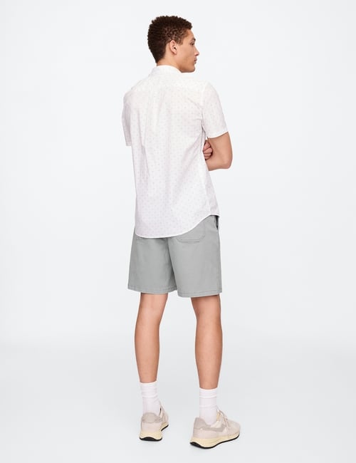 7" Essential Pull-On Khaki Shorts
