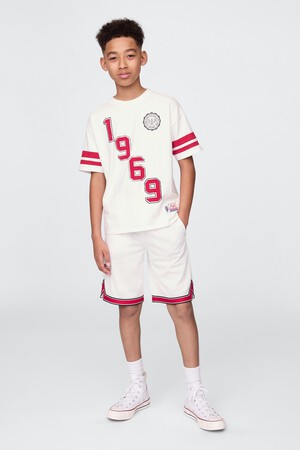 Kids GapFit 8.5" Mesh Pull-On Shorts