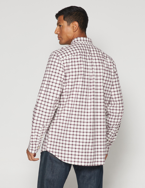 قميص أكسفورد بقصة عادية