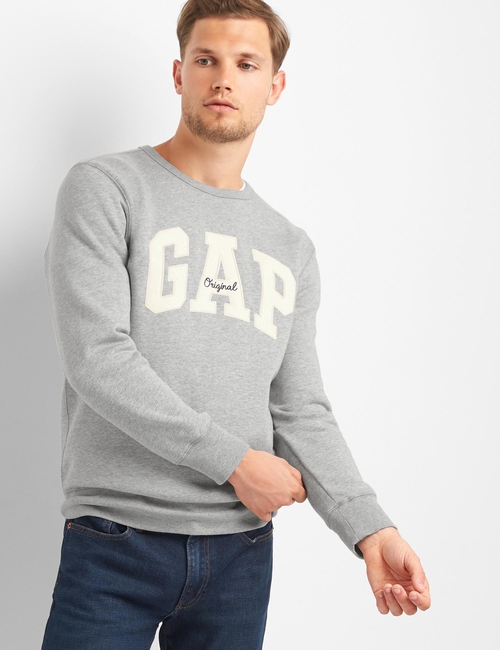 سويت شيرت صوف بفتحة رقبة مستديرة وشعار جاب