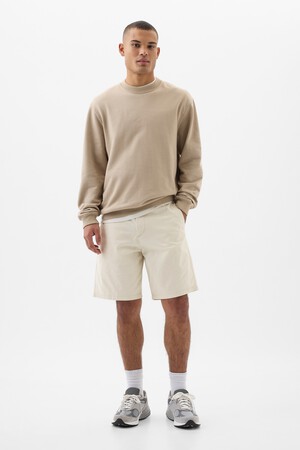 9" Essential Khaki Shorts