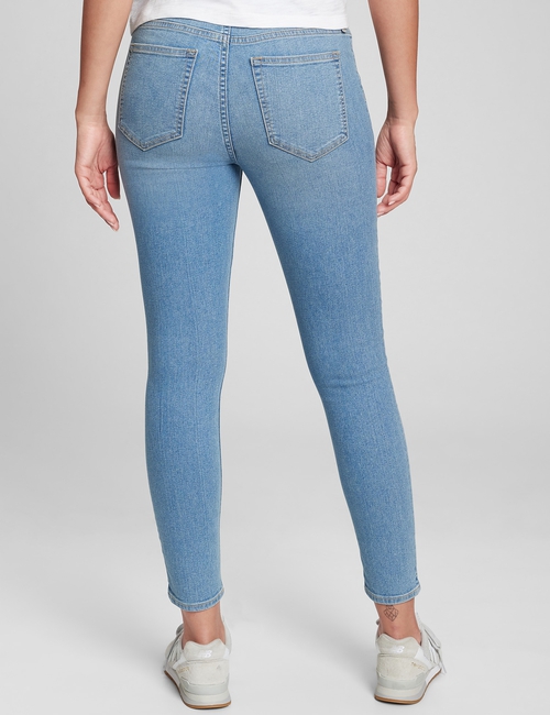 Mid Rise Favorite Crop Jeggings