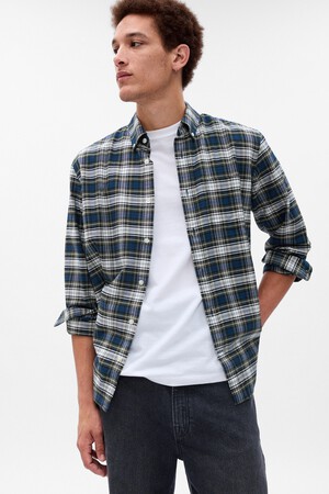 Classic Oxford Shirt in Standard Fit