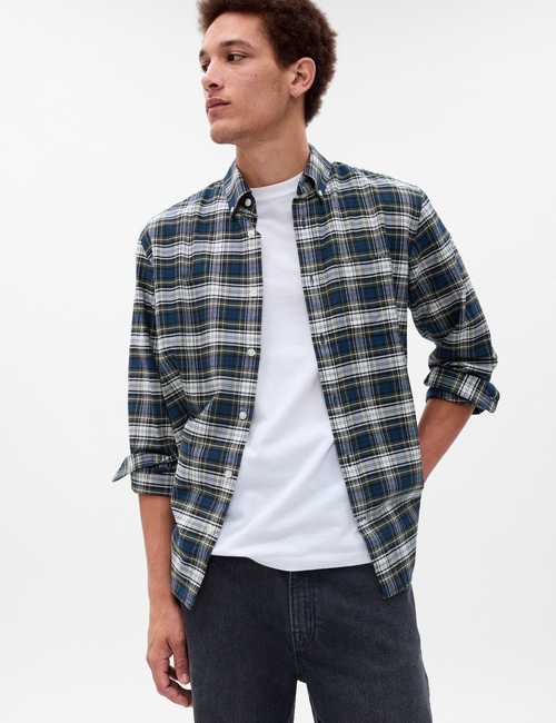 Classic Oxford Shirt in Standard Fit