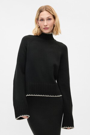 CashSoft Turtleneck Sweater