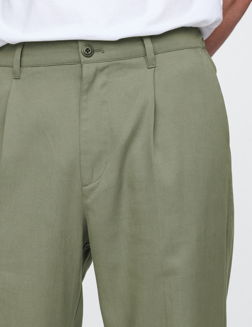 UltraSoft Pleated Trousers