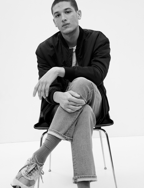 Straight Jeans