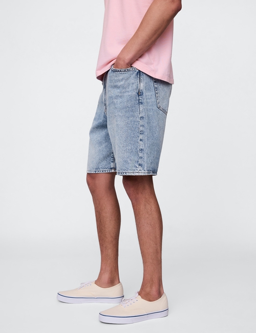 '90s Loose Denim Shorts