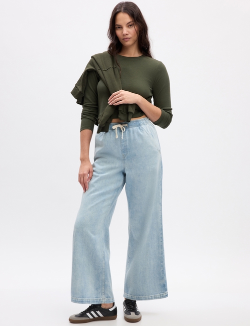 High Rise Wide-Leg Pull-On Jeans