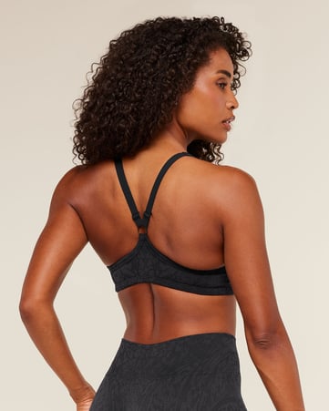 حمالة صدر رياضية أدابت بنقشة جلد فهد