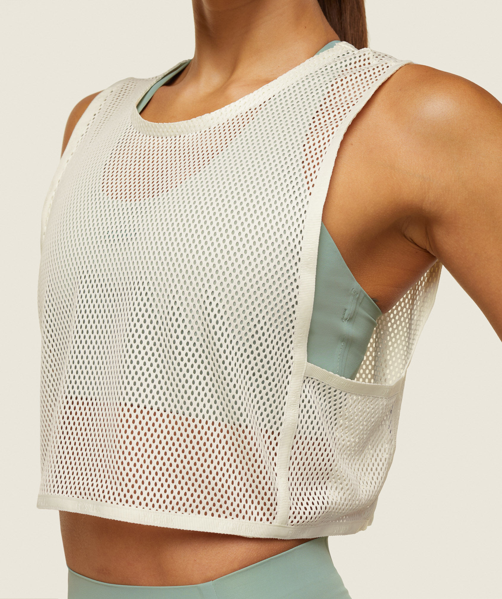 Everywear Cropped Mesh Tank