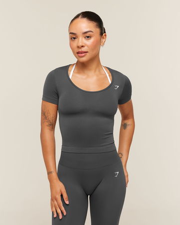Everyday Seamless Tight Fit Tee