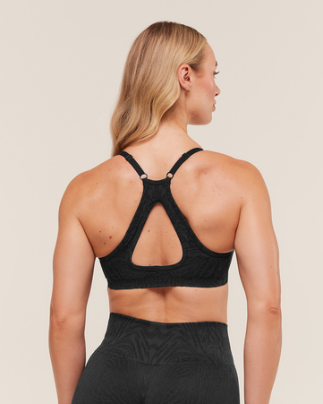 Adapt Animal Seamless Sports Bra