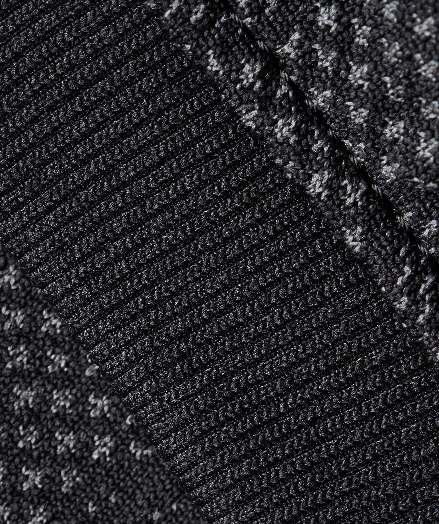 Geo Seamless T-Shirt