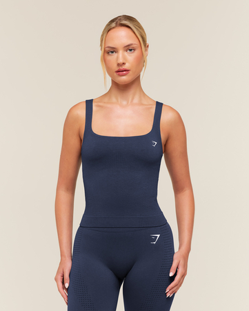 Vital Seamless Tank With Shelf