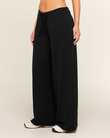 Form Wide Leg Pant