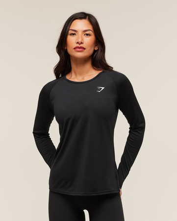 بلوزة تراينينج بأكمام طويلة